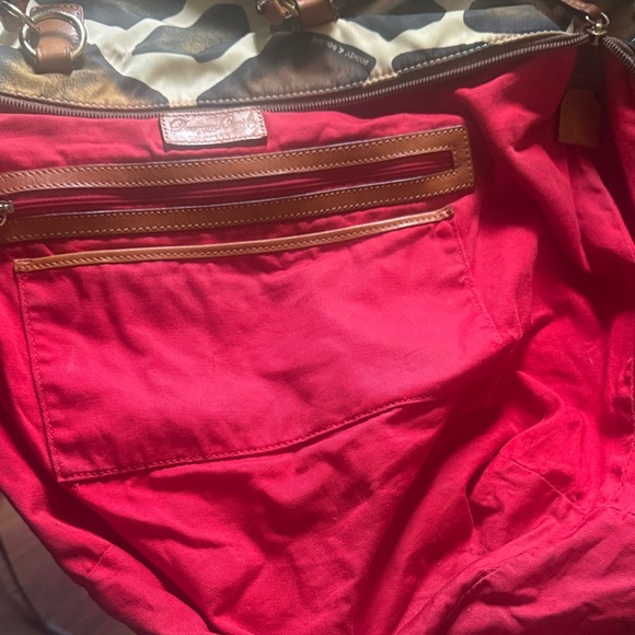 Dooney & Bourke Giraffe print shoulder bag GUC - Picture 6 of 12